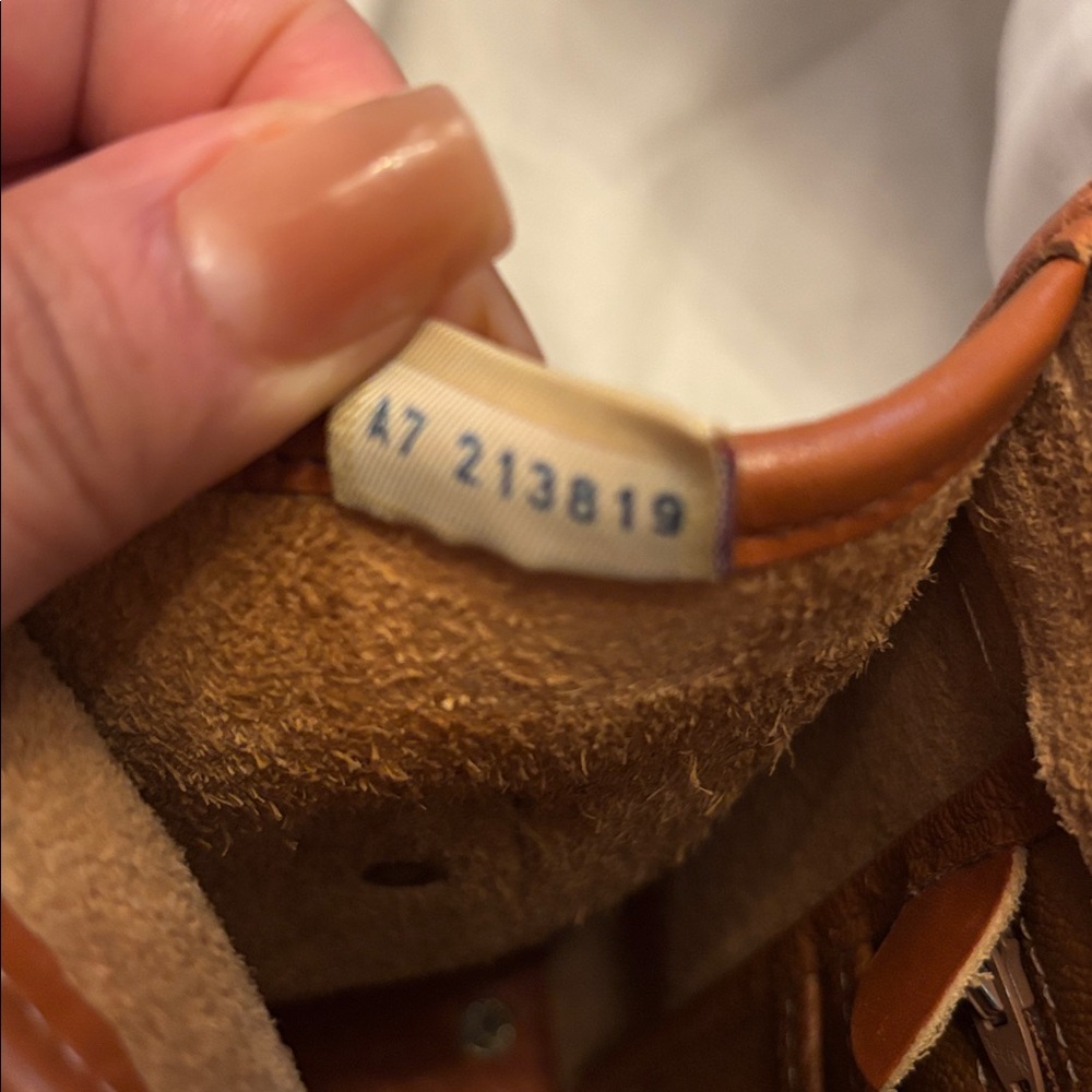 Vintage Like NEW Dooney & Bourke Saddle Pebbled Leather Crossbody Bag - Picture 10 of 12